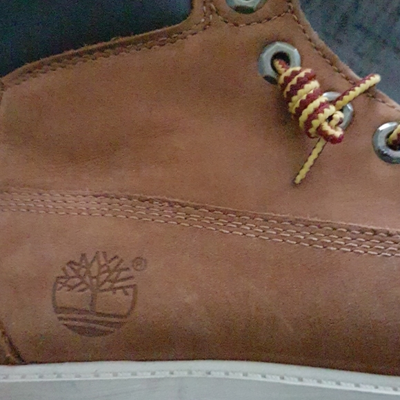 Timberland boots 4.5 - Picture 2 of 9